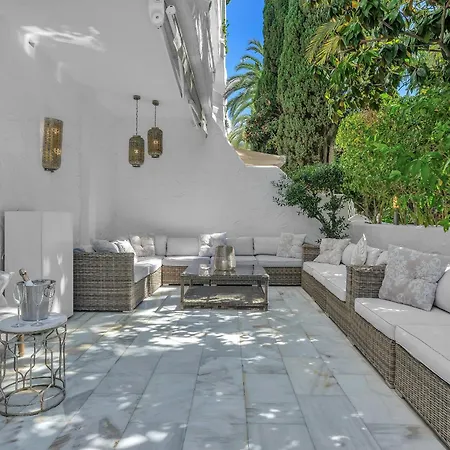 Real - Stylish 2 Bedroom By Finest شقة *