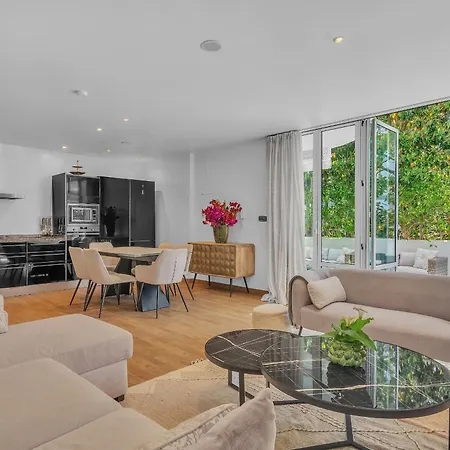 דירה Real - Stylish 2 Bedroom By Finest *