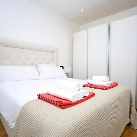 شقة Real - Stylish 2 Bedroom By Finest