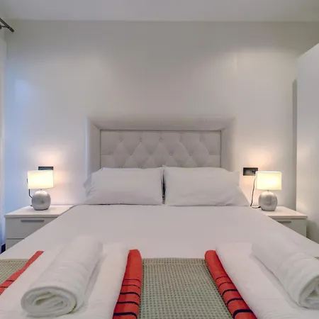 Real - Stylish 2 Bedroom By Finest * Marbella